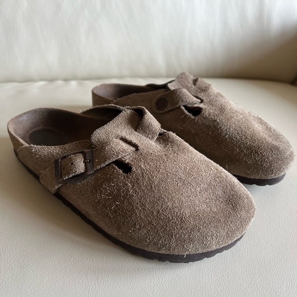Birkenstock Shoes - Birkenstock Boston Clogs in Taupe Size 36